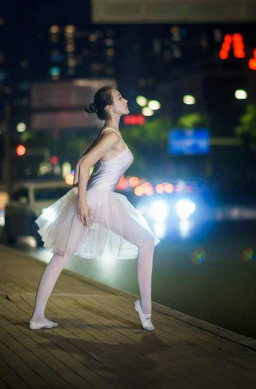 莱比锡战术多变，屡屡赢得关键比赛，莱比锡吧