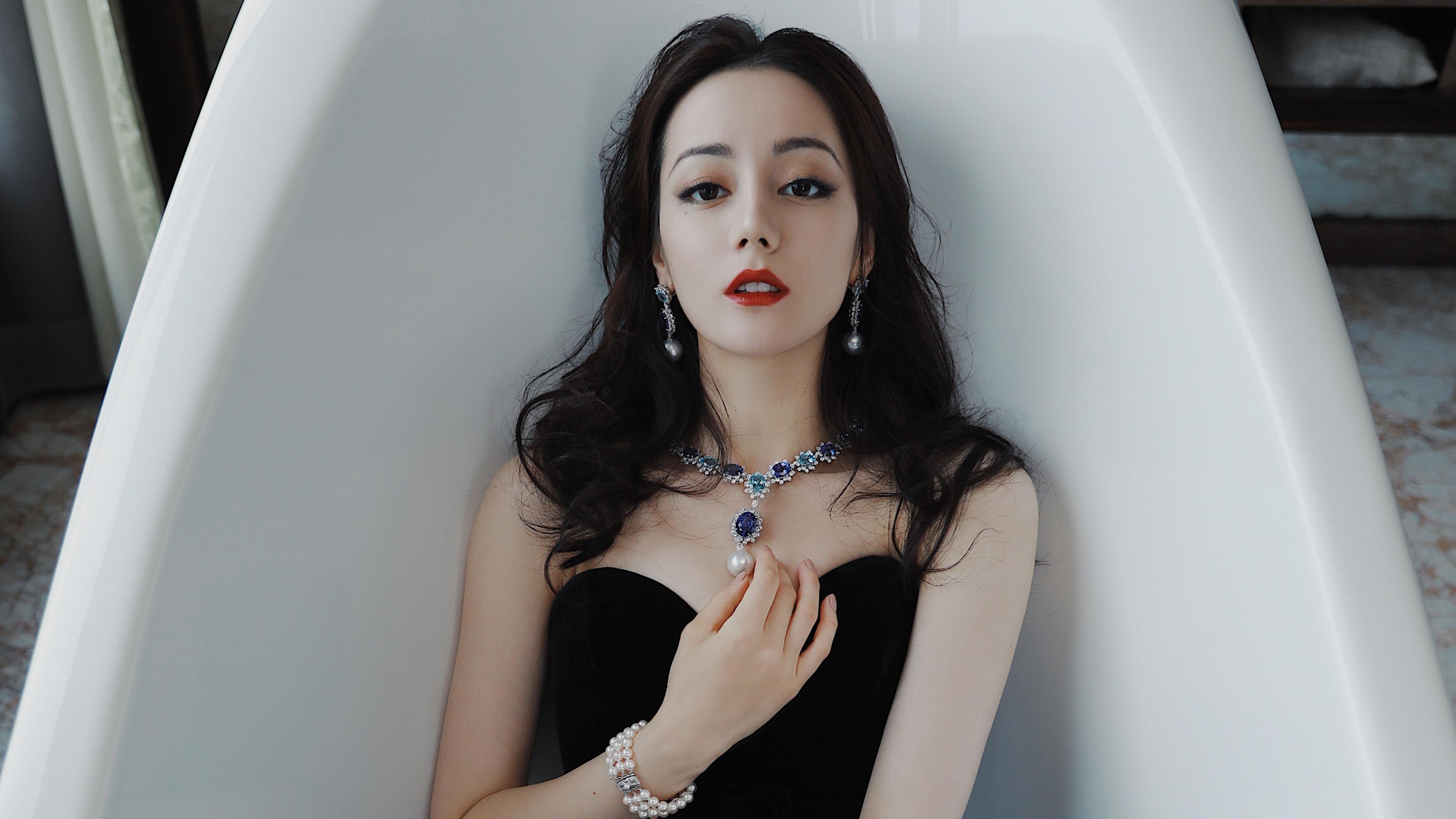 爱游戏综合娱乐-“马科斯·莫奇的全场调度与精准封堵，带领美洲狮队保持强大竞争力”